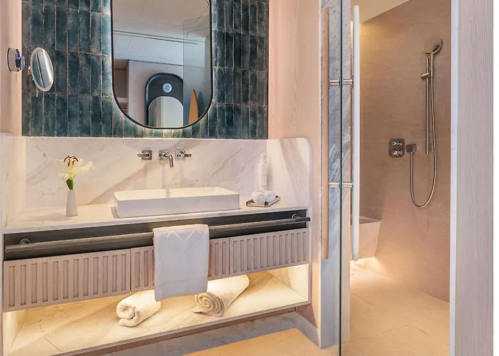Otel Swissotel And Cesme
