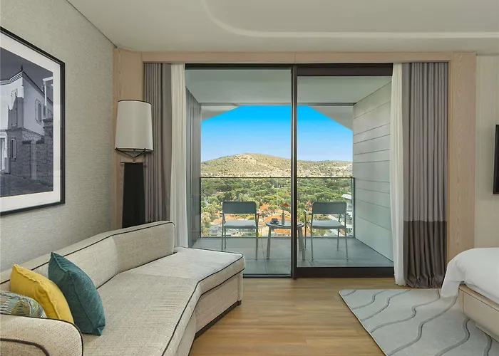Swissotel And Cesme Otel