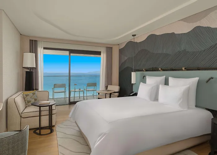 Swissotel And Cesme Otel *