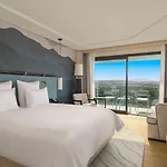 Swissotel And Cesme Otel *