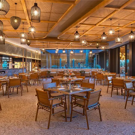 Swissotel And Cesme Hotel Izmir