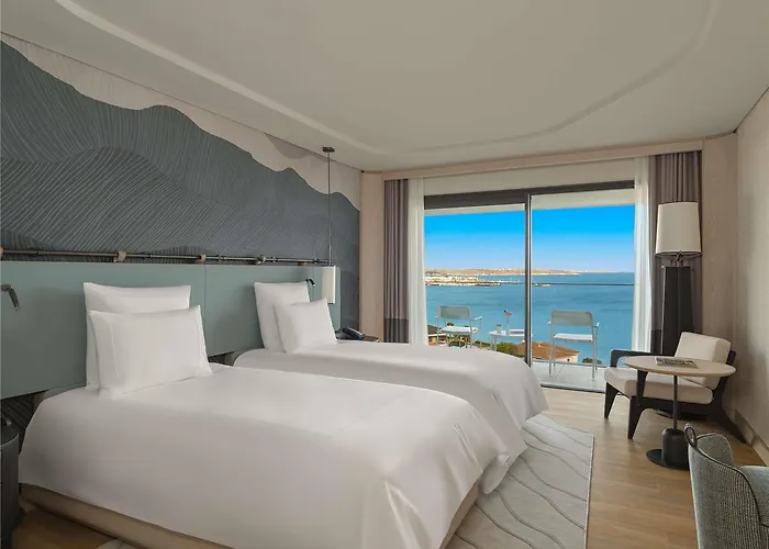 Swissotel And Cesme *